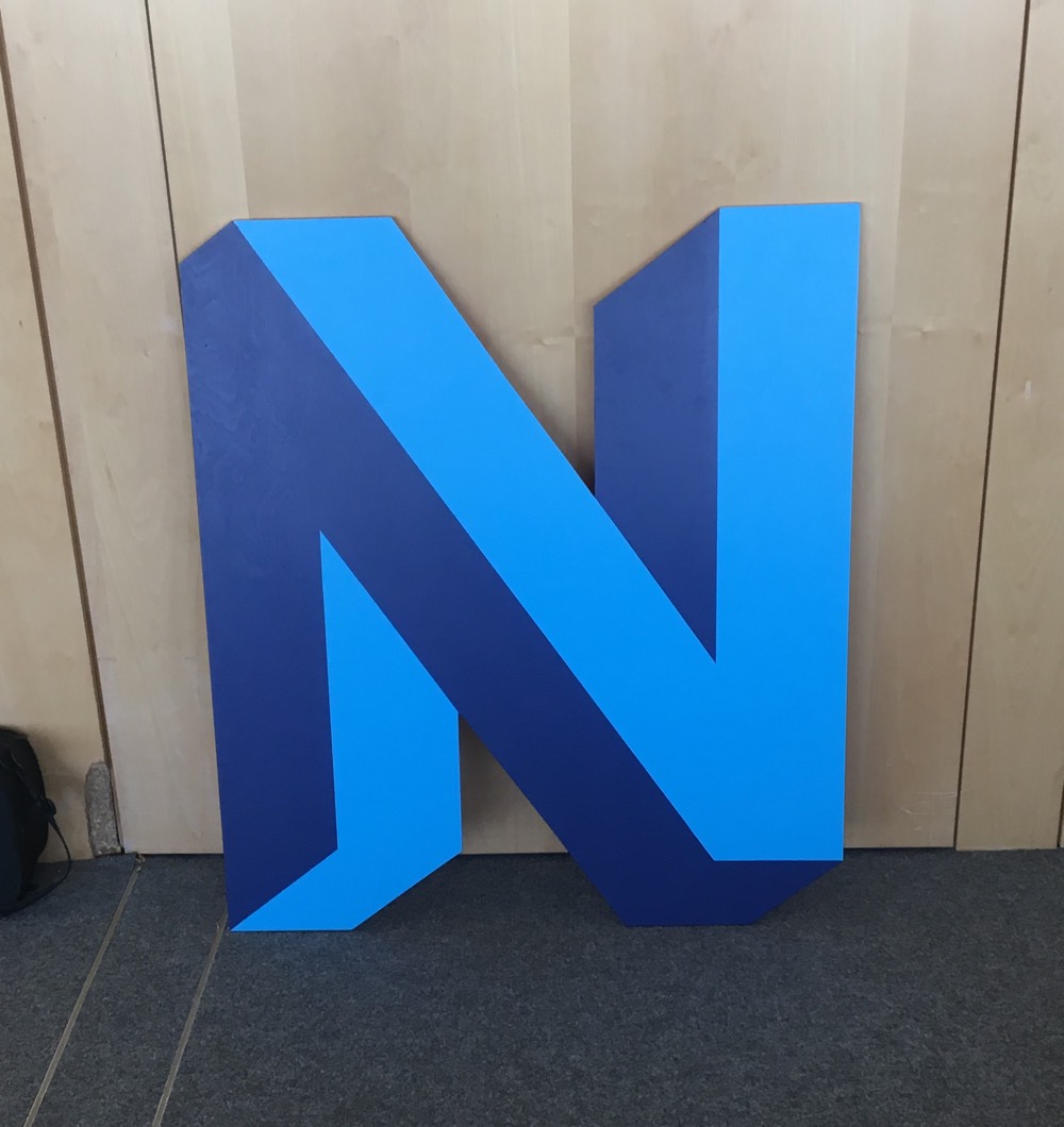 Neos N